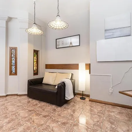 4 Floor Studio City Center By Renters Wrocław