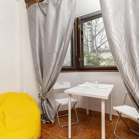 4 Floor Studio City Center By Renters Lejlighed
